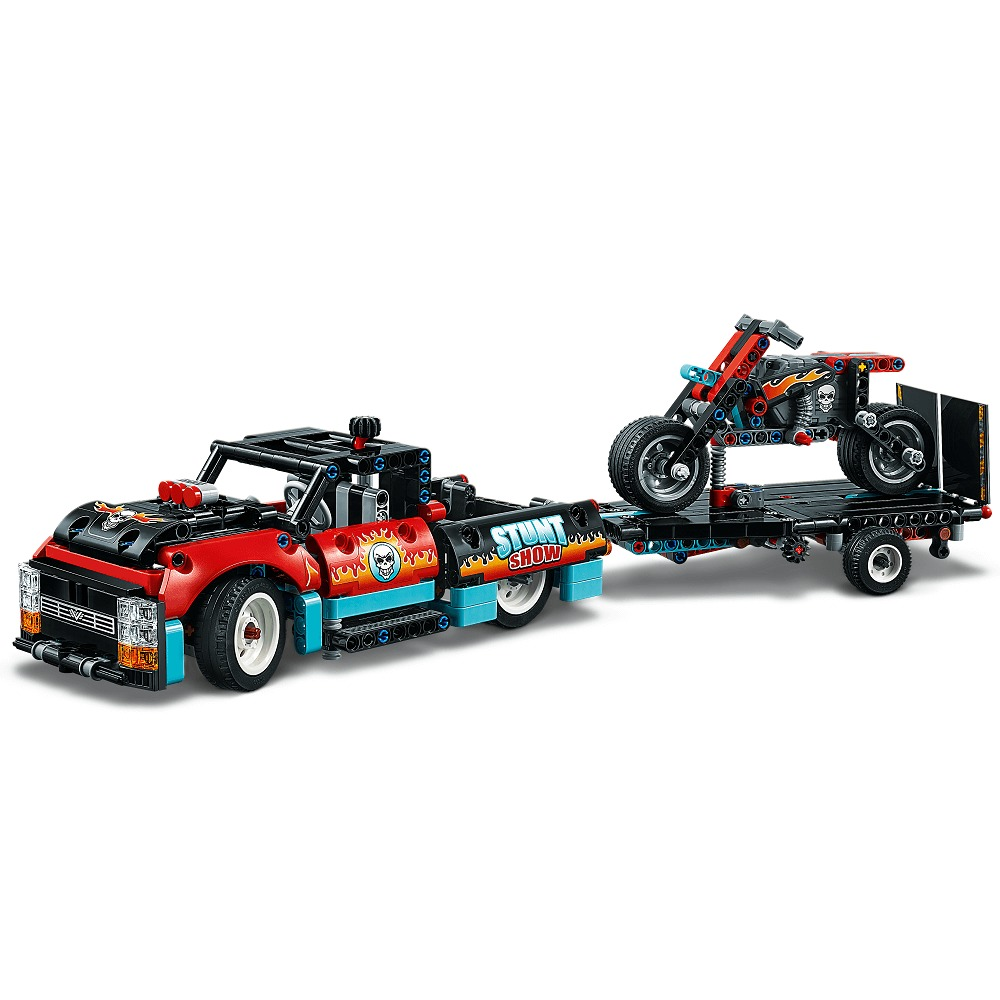 LEGO Technic Camion si motocicleta pentru cascadorii 42106