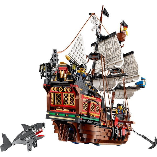 LEGO Creator Corabie de pirati 31109