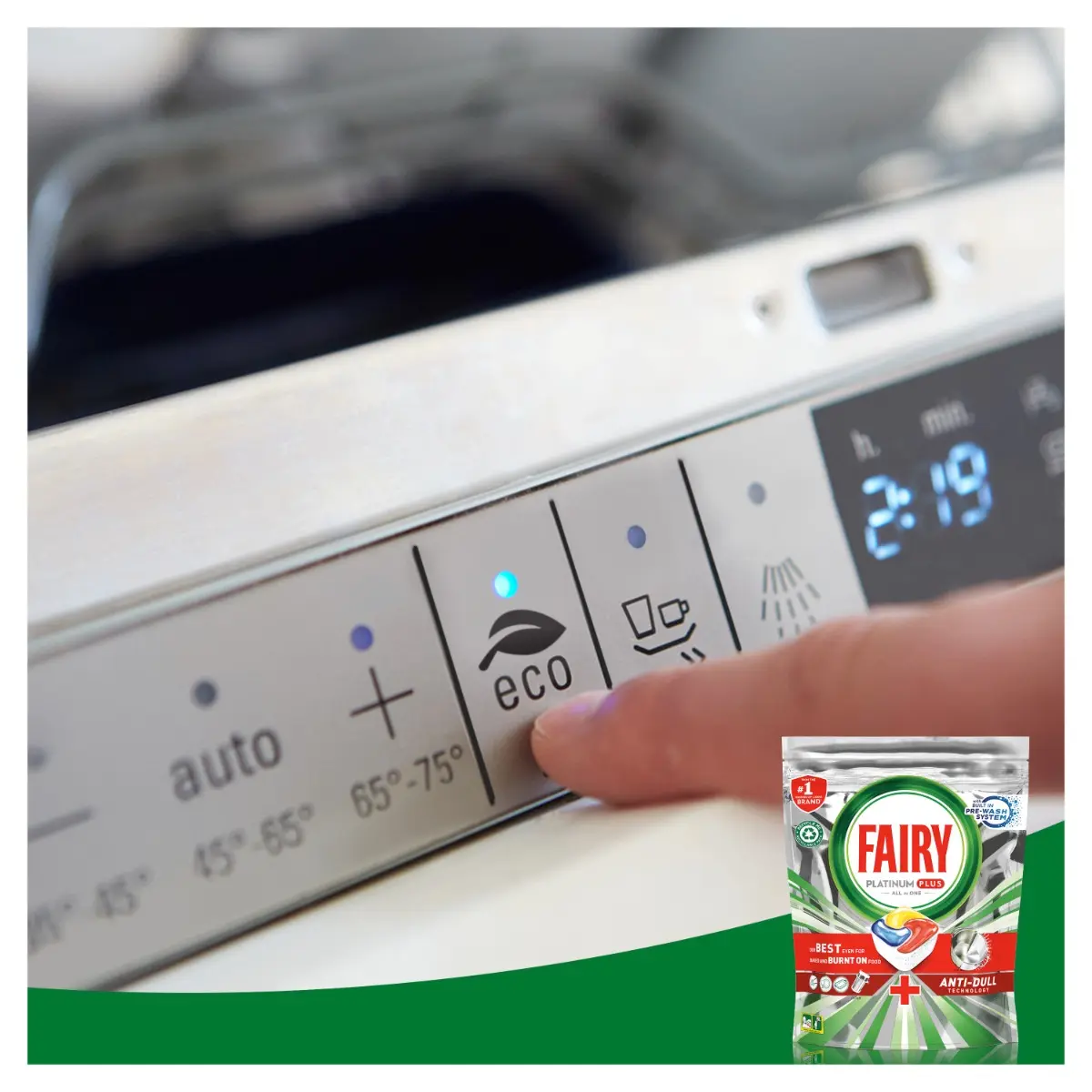 Detergent automat Fairy Platinum Plus, 90 bucati
