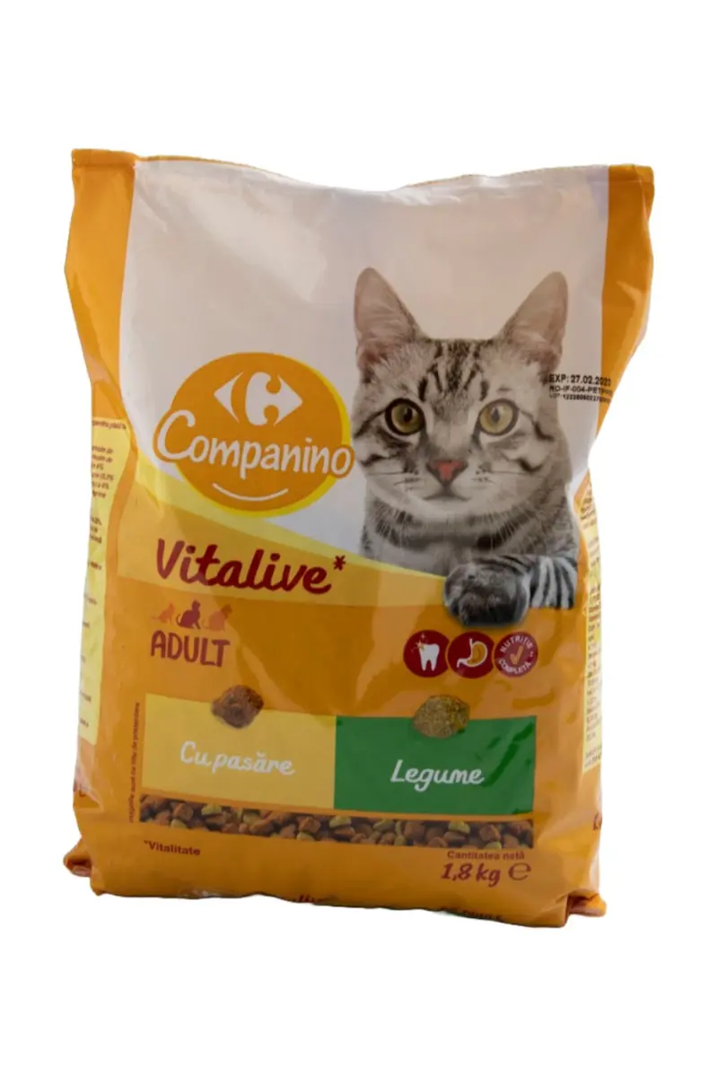Hrana pentru pisici cu pui si legume Carrefour 1.8kg