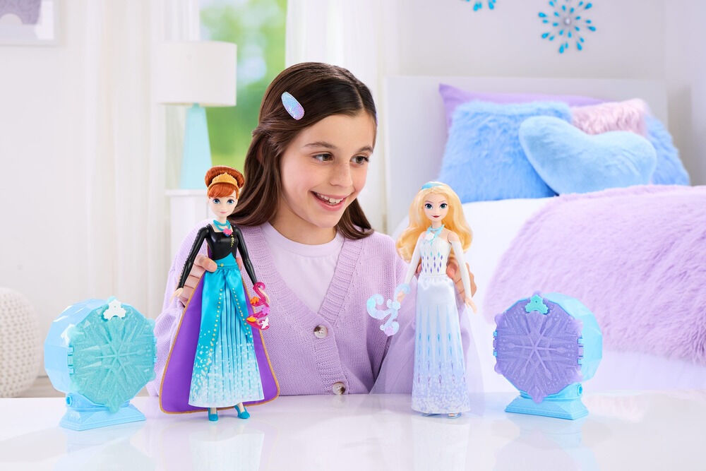 Papusa Disney Frozen II Dezvaluirea Nestematei Elsa JJY36, Multicolor