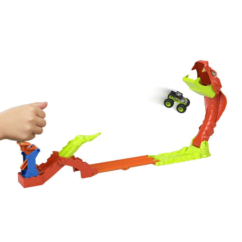 Set cu masinuta Hot Wheels Monster Trucks Snake Slam Takedown JJN44, 1:64, Multicolor